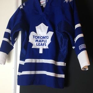 Official Toronto maple leafs jersey youth small